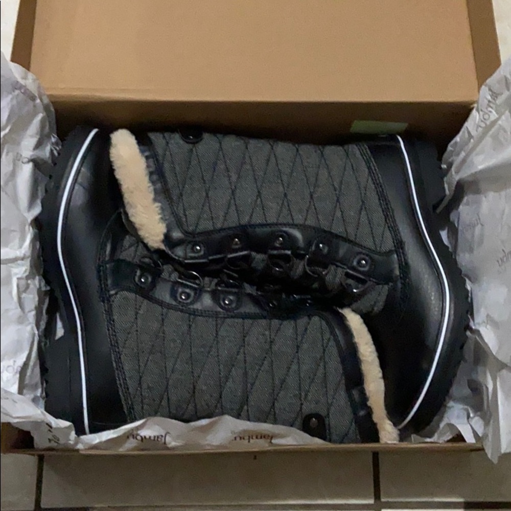 JBU boots